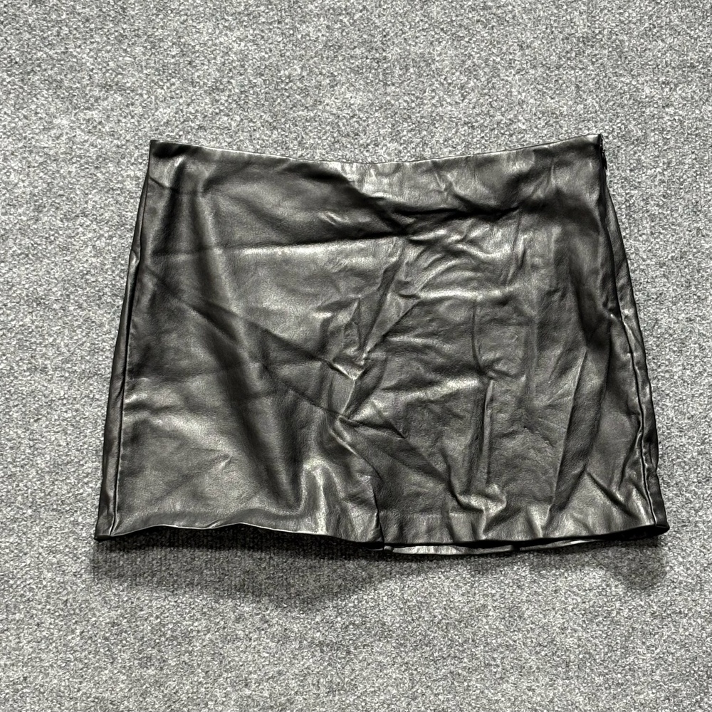 Joe's Jeans Skirt Womens 4 Black Faux Leather Mini Pull On Solid Collection